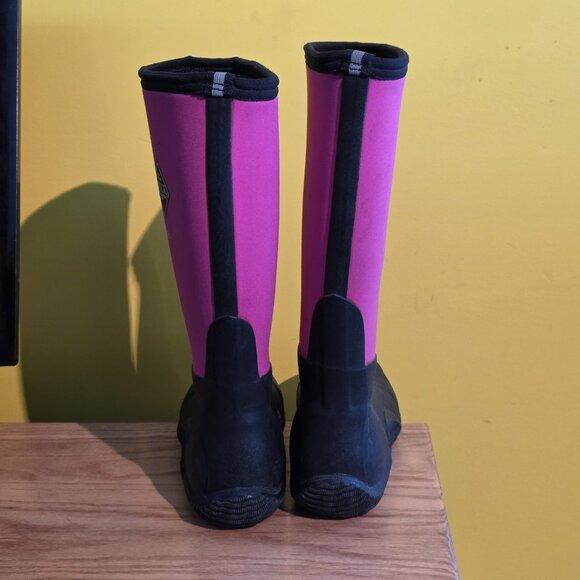 Womens Size 5 - 5.5 - MUCK Tack Classic Women's Black/Pink High Horse Farm Barn - Picture 7 of 9